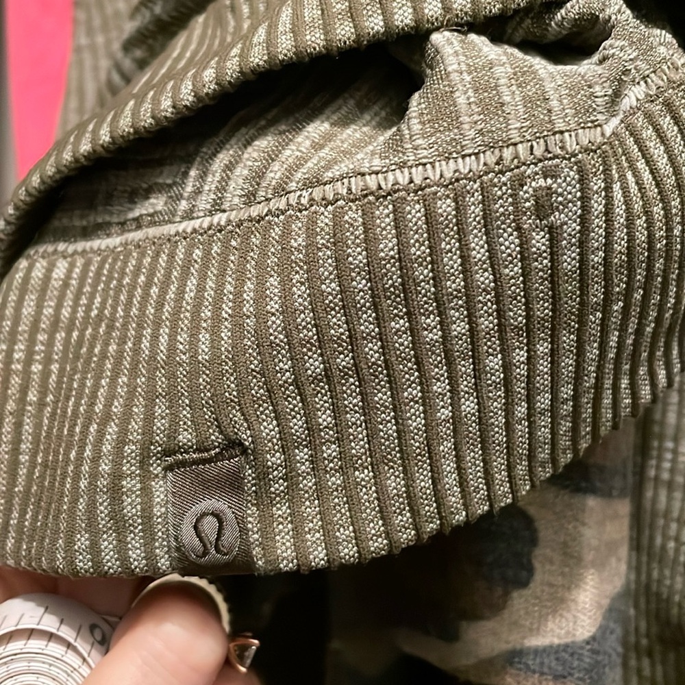 Lululemon Rest Less Pullover Heathered Military Green Women’s Size 2 - Picture 5 of 13